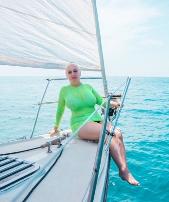 Анна