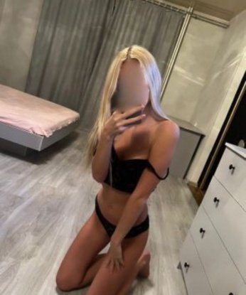 💋 Со мной ты окунешься в мир наслаждений и страсти, я подарю тебе неповторимые ощущения. 🌟 У меня есть все инструменты, чтобы сделать твои самые смелые желания реальностью. ✨ Обрати внимание на мои отзывы - они говорят самыми теплыми словами обо мне и моем профессионализме. 🌸 В Москве я покажу тебе весь свой мастерство и сделаю вечер незабываемым. Выбери фото из моего профиля, и я сделаю его реальностью для тебя. 💫 Я живу в Москве и с нетерпением жду тебя, мой дорогой. ✨ Оксана